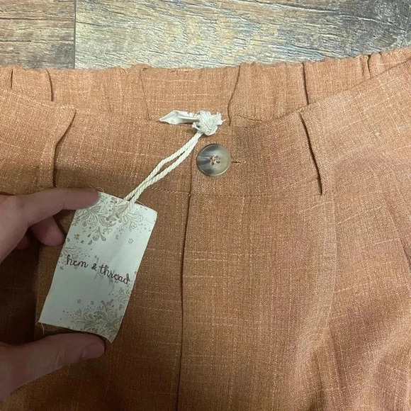 Hem & Thread Boutique Wide Leg Dress Pants Size Large - Picture 2 of 3